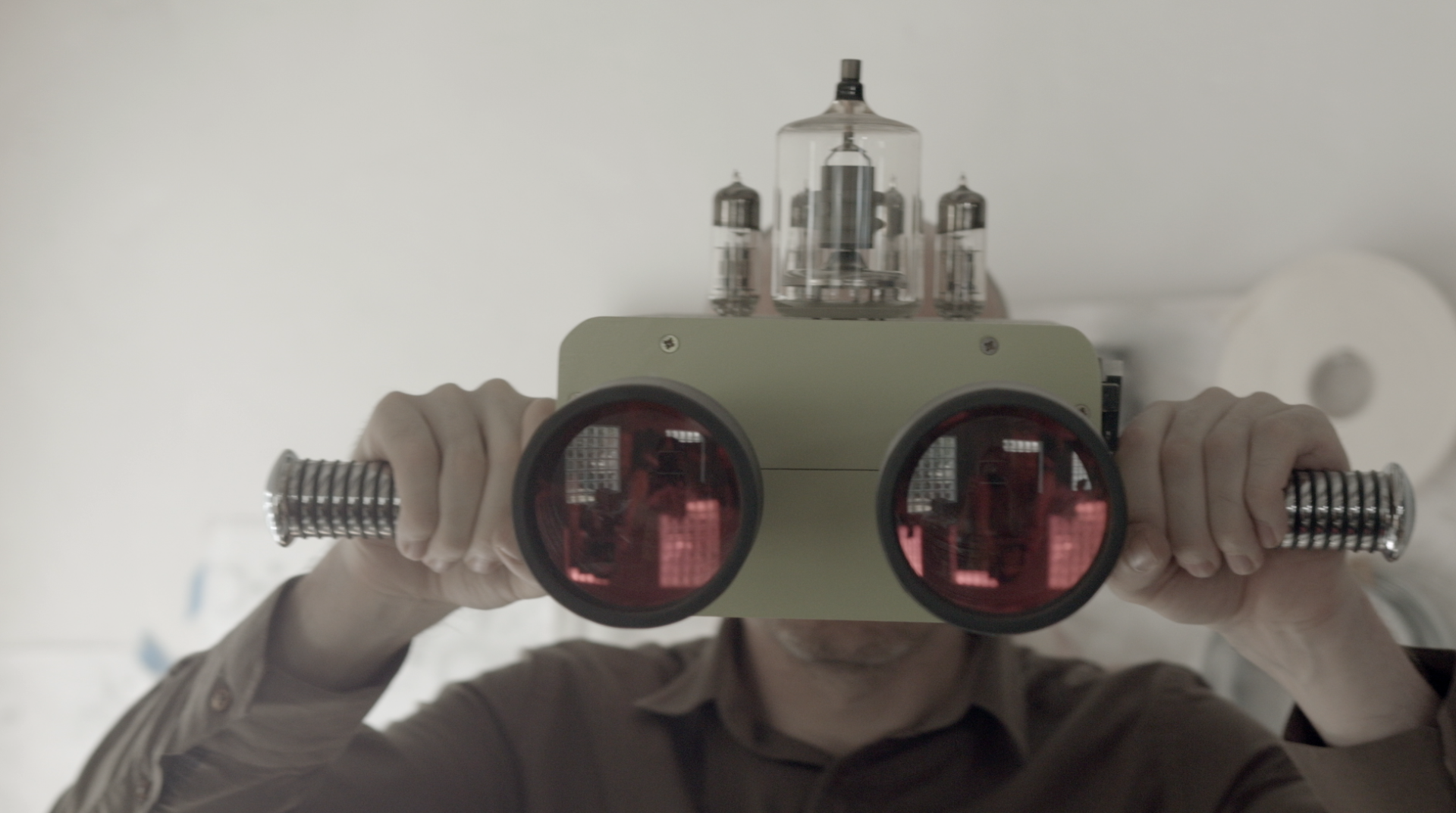Dominic Wilcox, invention, future viewing device.