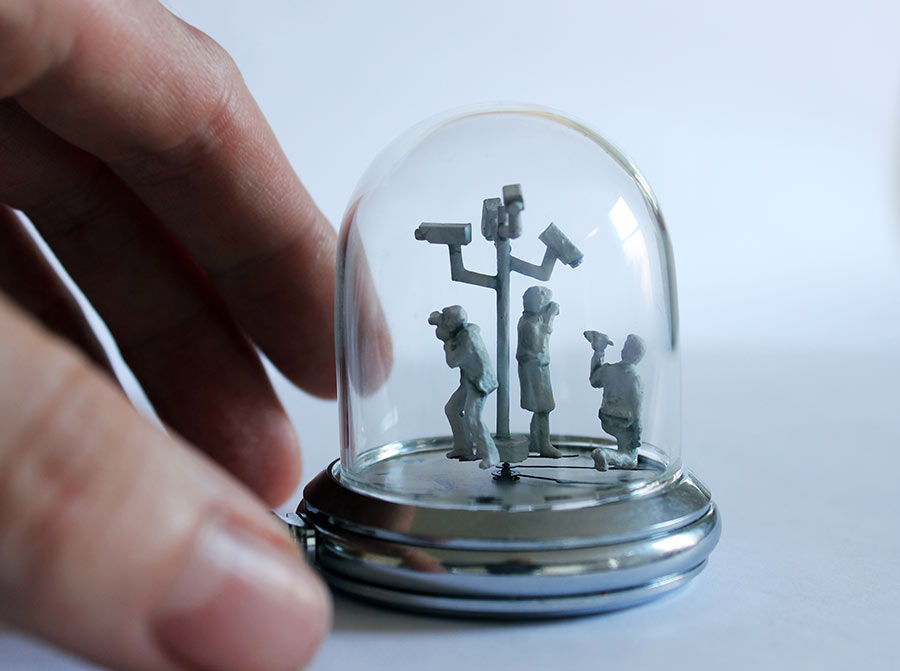 Watch Sculptures: cctv