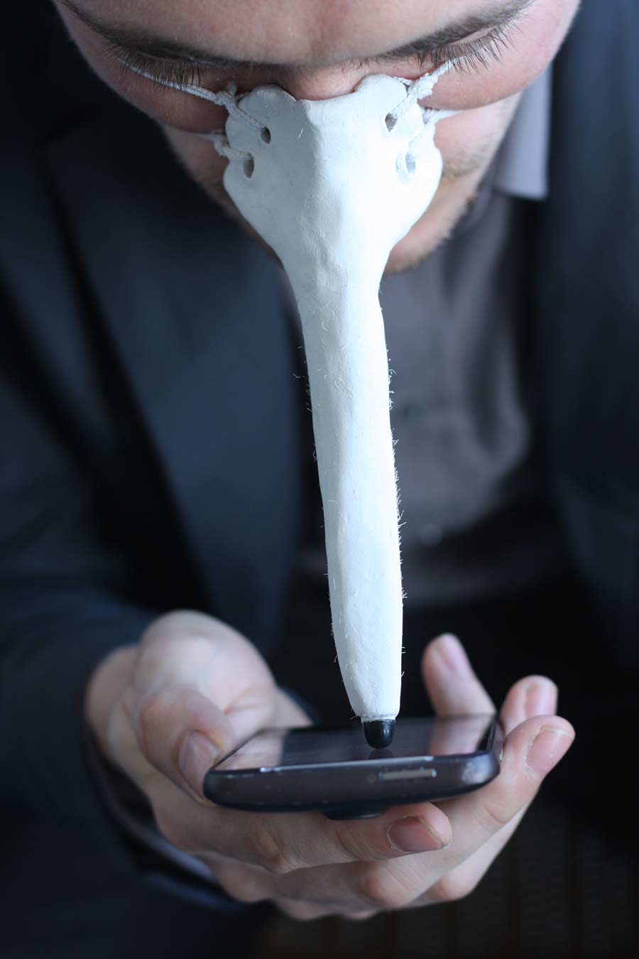 fingernose.jpg